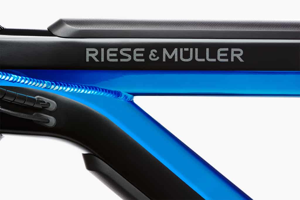 18_hlf_supercharger_rahmendesign_electric-blue_3826